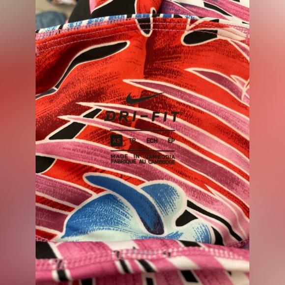 Nike Dri-Fit Floral Leggings - Picture 3 of 3